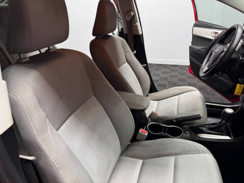 2016 Toyota Corolla LE Plus