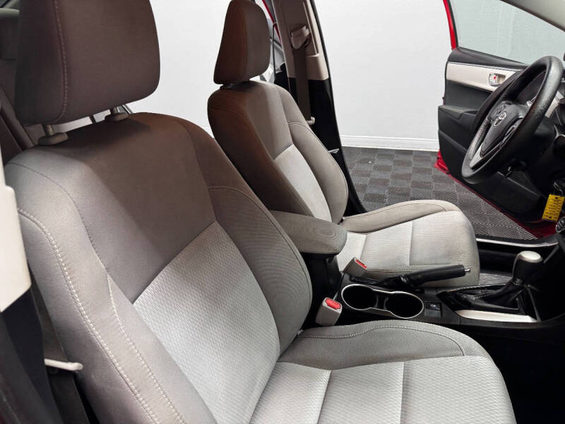 2016 Toyota Corolla LE Plus