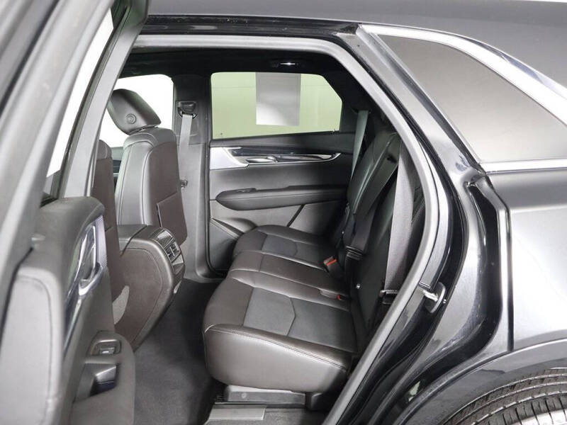 2022 Cadillac XT5 Premium Luxury