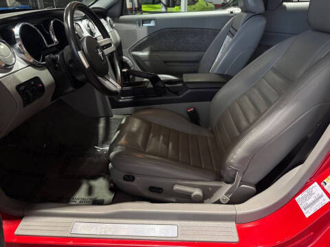 2005 Ford Mustang GT Premium