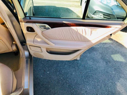 2000 Mercedes-Benz E-Class E 320