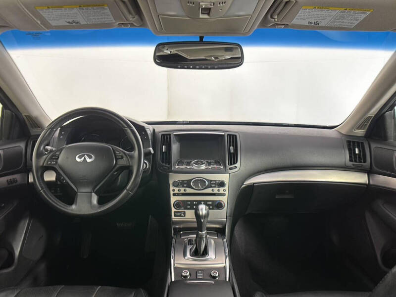 2013 Infiniti G37 Sedan x
