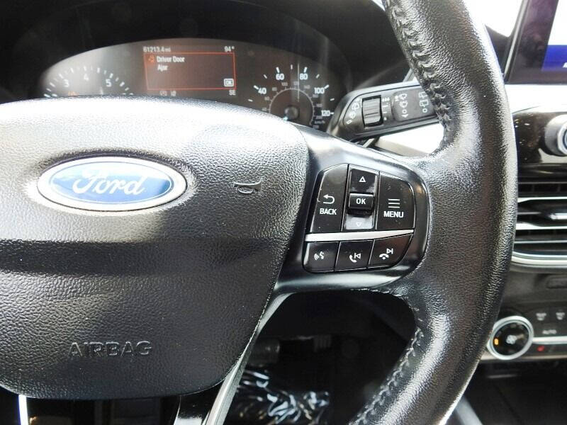 2020 Ford Escape SUV / Crossover - $20,900