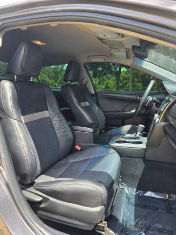 2014 Toyota Camry SE