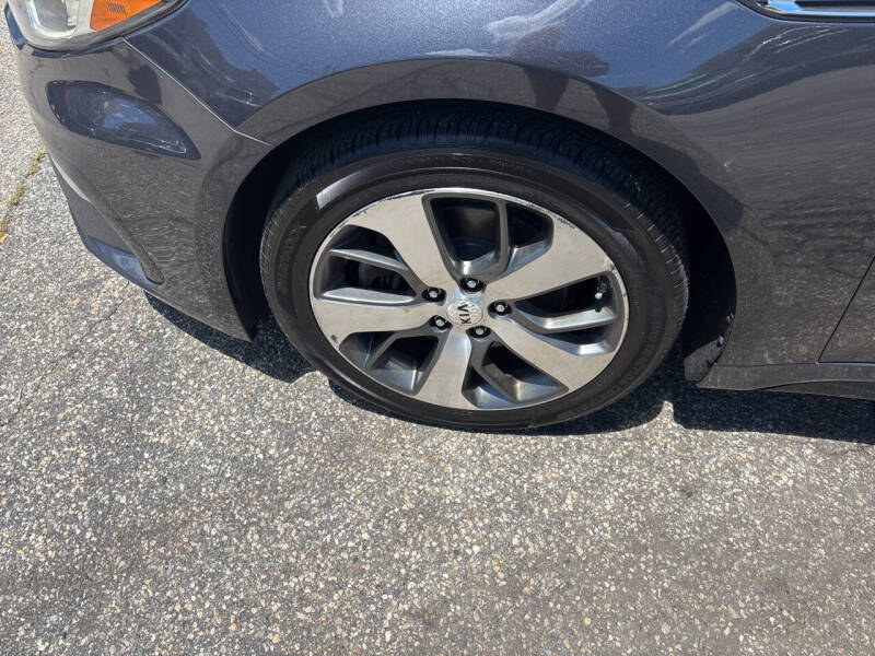 2019 Kia Optima S