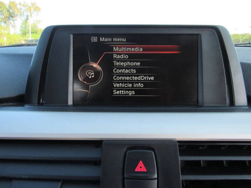 2017 BMW 3 Series 320i xDrive