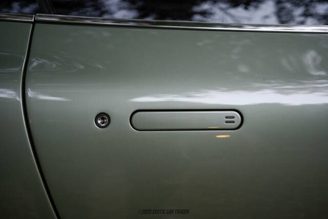 2006 Aston Martin DB9 Volante