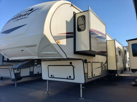 2018 Forest River Cardinal 383