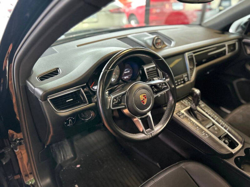 2017 Porsche Macan S