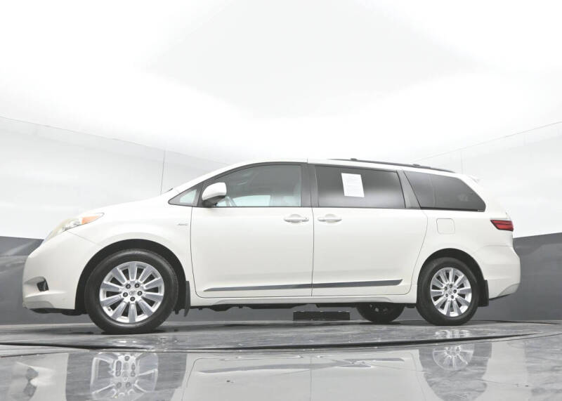 2016 Toyota Sienna