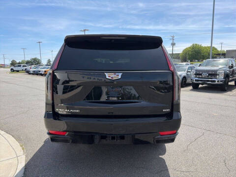 2023 Cadillac Escalade Sport