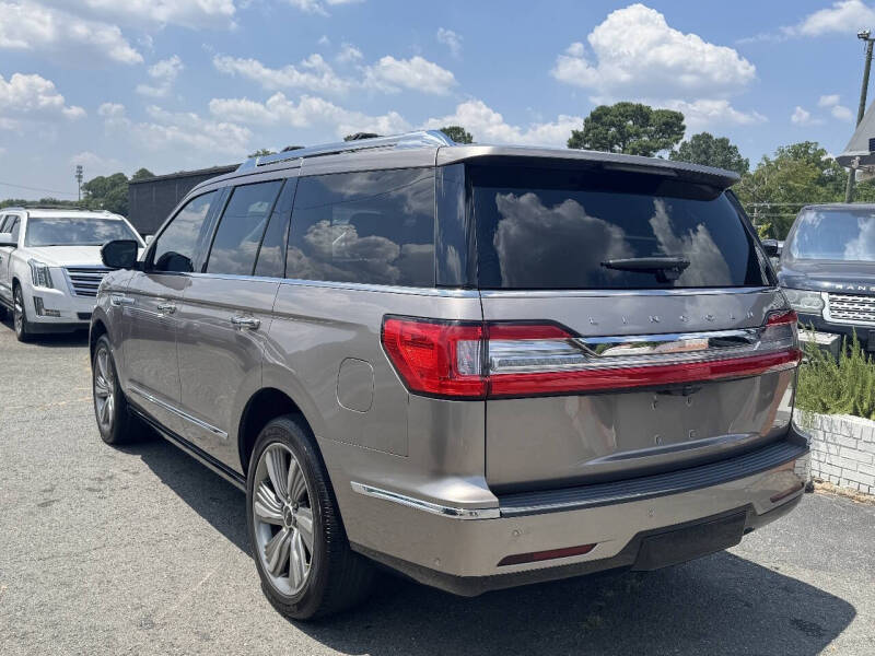 2018 Lincoln Navigator Select