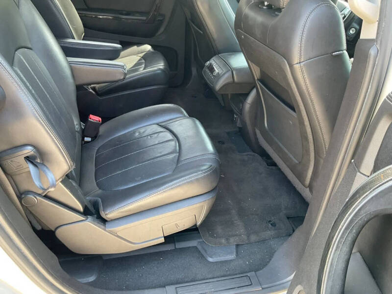 2016 GMC Acadia SLT-2