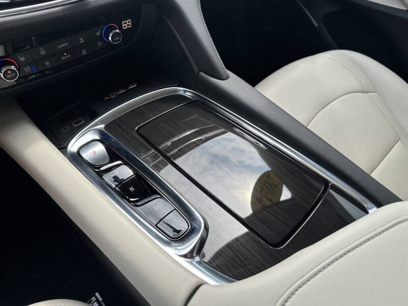 2024 Buick Enclave Premium