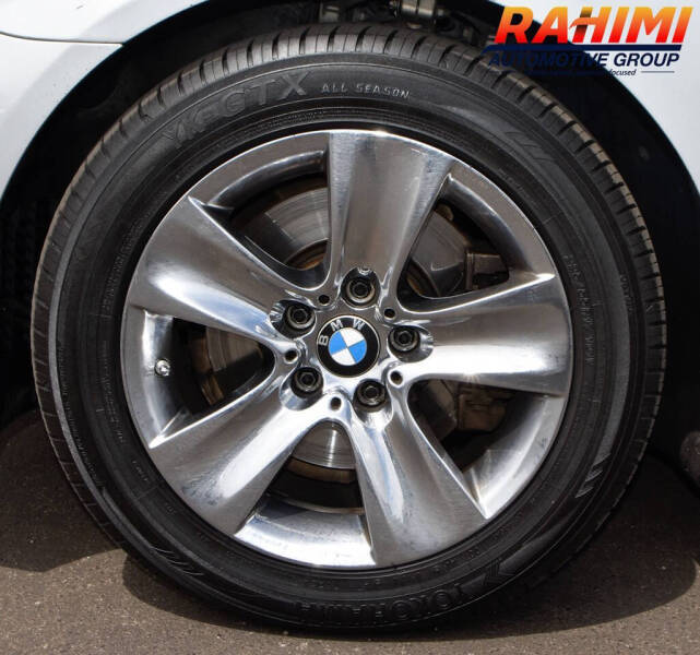 2011 BMW 5 Series 528i