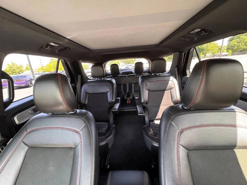 2023 Ford Explorer ST-Line