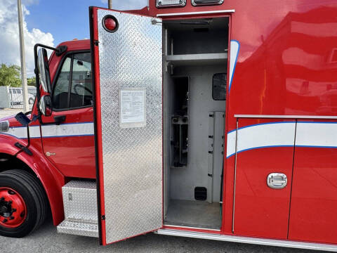 2016 Freightliner M2 106