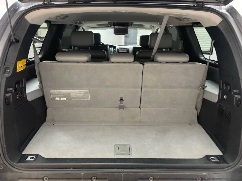 2011 Toyota Sequoia Platinum