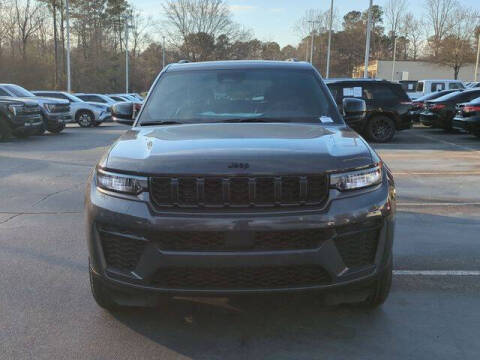 2026 Jeep Grand Cherokee Altitude