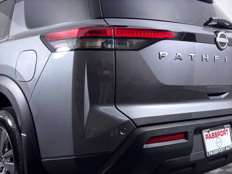 2025 Nissan Pathfinder S