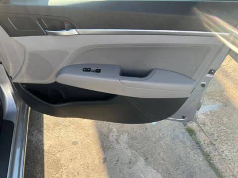 2020 Hyundai Elantra