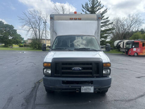 2009 Ford E-Series E-450 SD