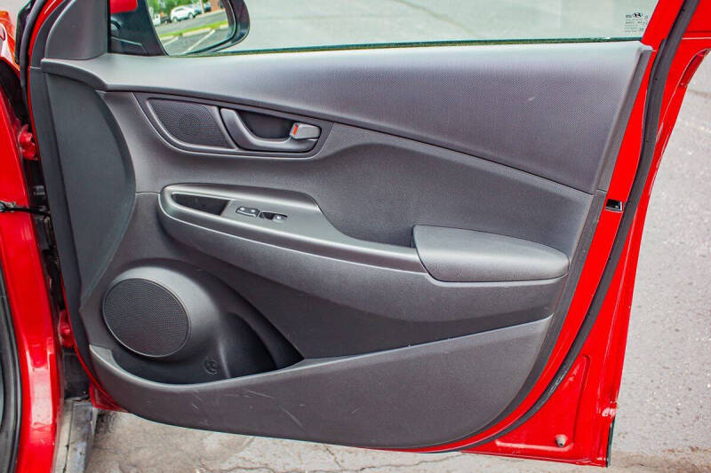 2020 Hyundai Kona SEL