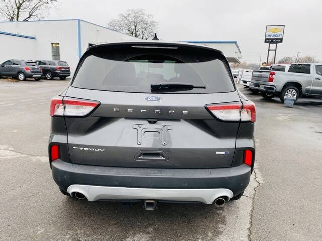 2020 Ford Escape Titanium