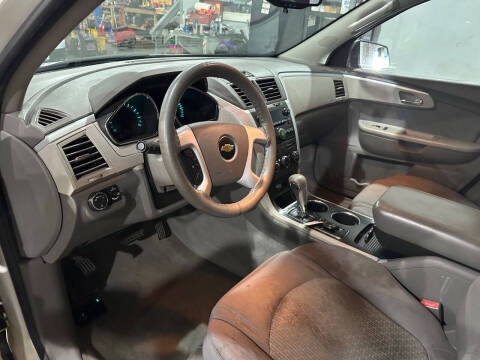 2011 Chevrolet Traverse LS