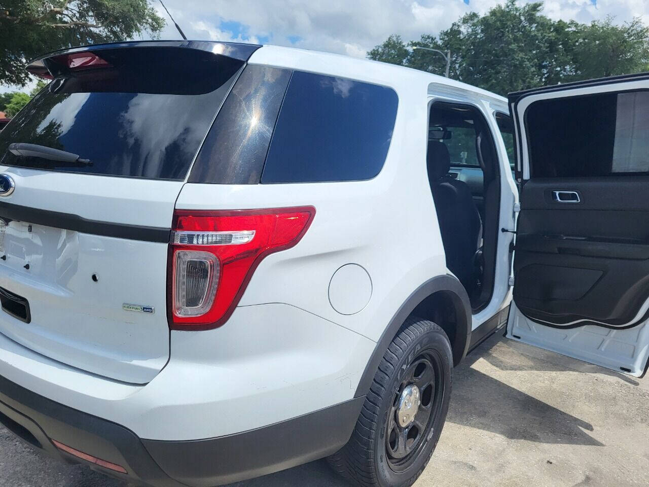 2015 Ford Explorer for sale at FAMILY AUTO BROKERS in Longwood, FL