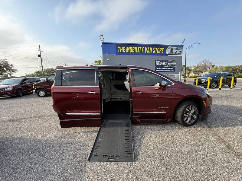 2019 Chrysler Pacifica Limited
