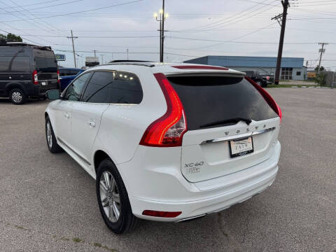 2016 Volvo XC60 T6 Drive-E Platinum