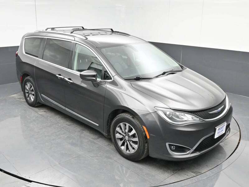 2020 Chrysler Pacifica Touring L Plus