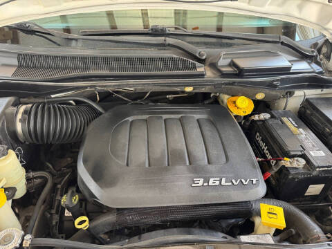 2014 Chrysler Town and Country Touring