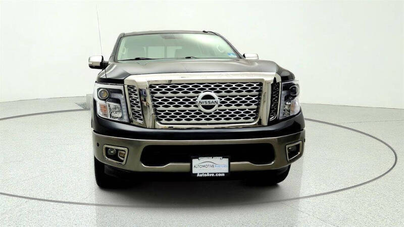 2017 Nissan Titan Platinum Reserve