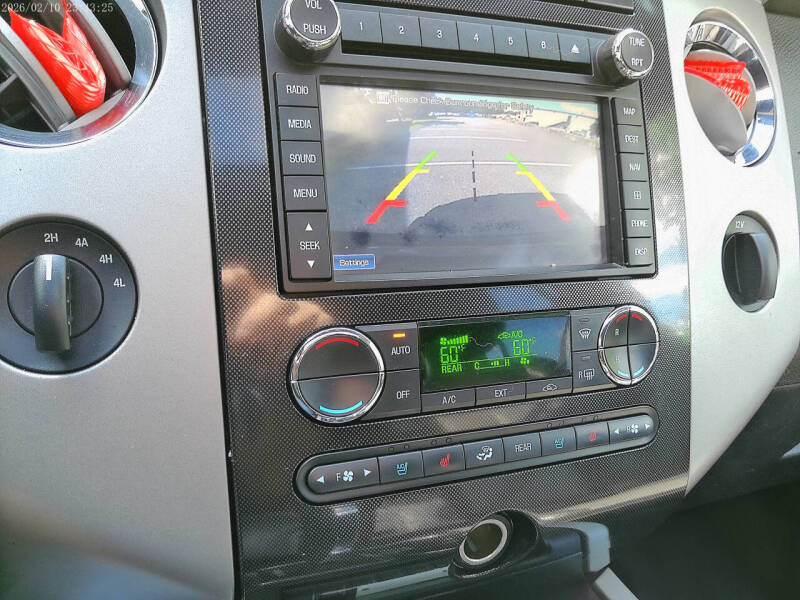 2011 Ford Expedition XLT