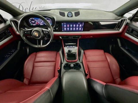 2024 Porsche Cayenne Coupe