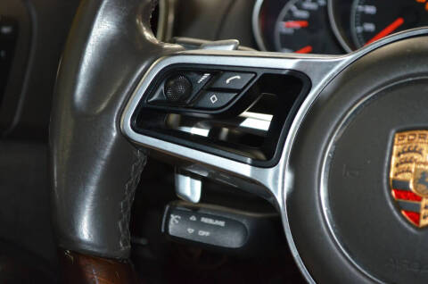 2016 Porsche Cayenne GTS