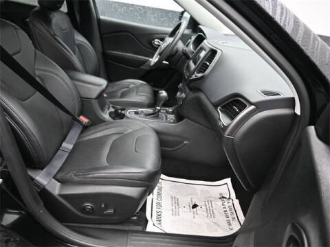 2021 Jeep Cherokee Latitude Lux