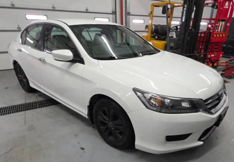 2014 Honda Accord LX's photo