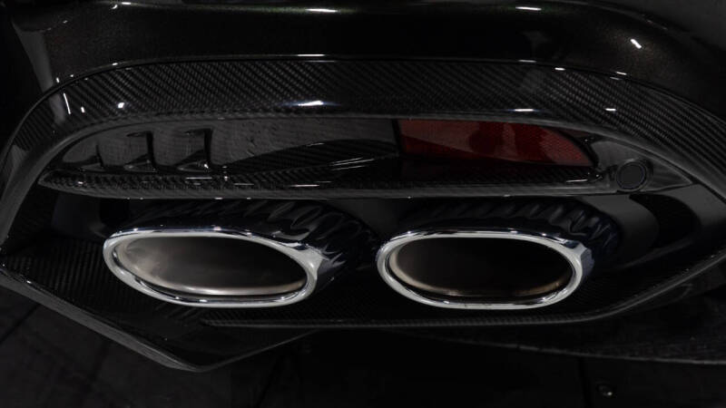 2025 Aston Martin Vanquish