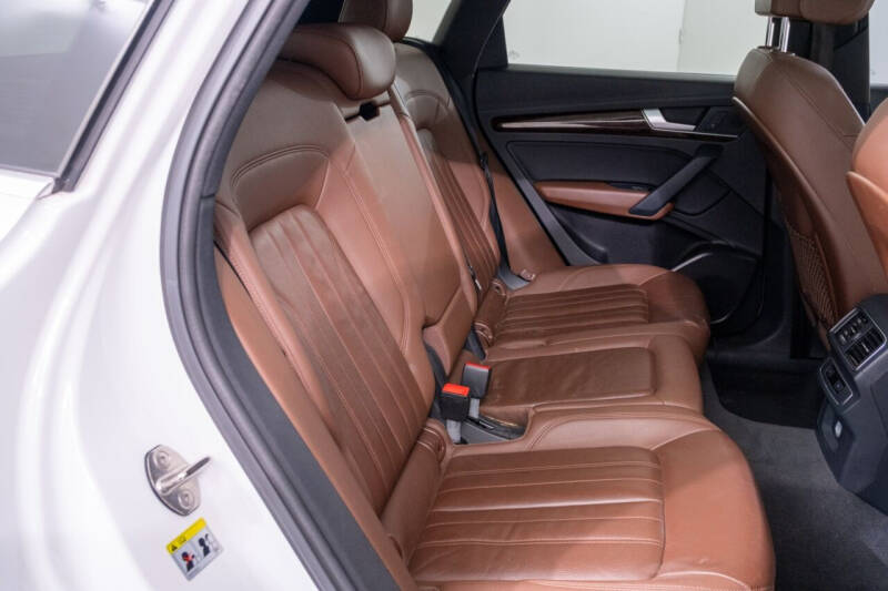 2018 Audi Q5 2.0T quattro Premium Plus