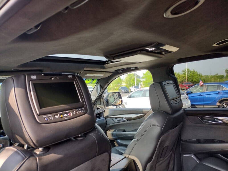 2016 Cadillac Escalade Platinum