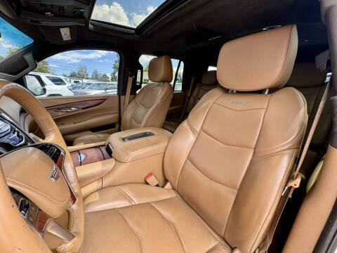 2017 Cadillac Escalade Platinum