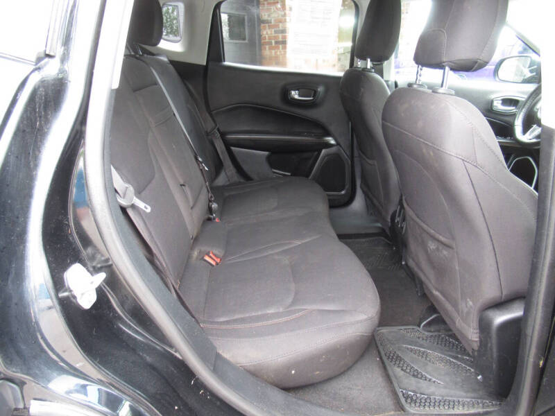 2017 Jeep Compass Sport