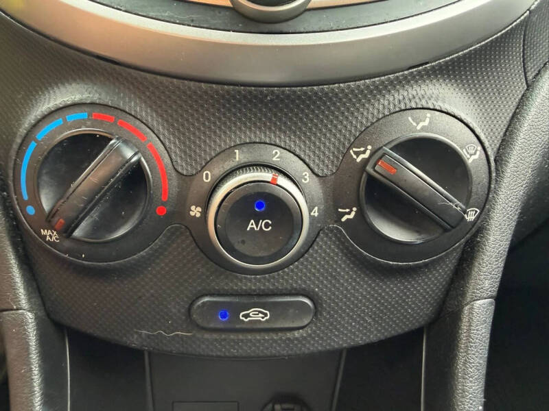 2017 Hyundai Accent