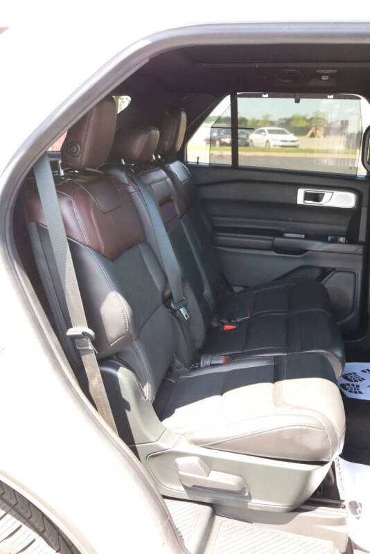 2020 Ford Explorer Platinum