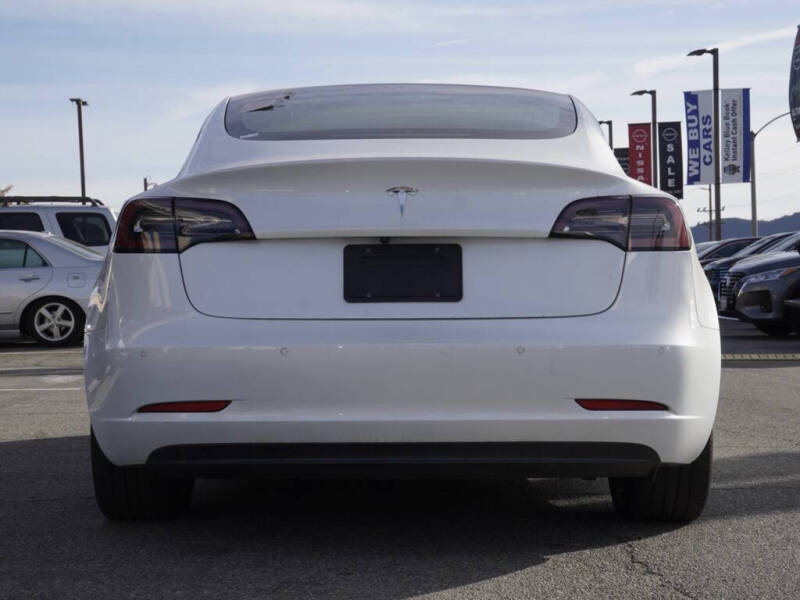 2019 Tesla Model 3 Standard Range Plus