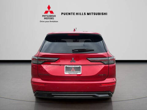 2026 Mitsubishi Outlander LE