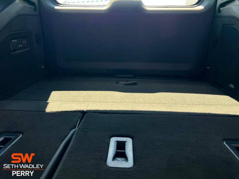 2025 Cadillac Escalade-V